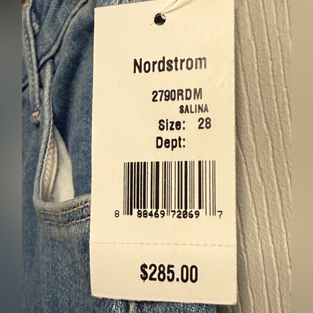 L'AGENCE
Clayton Salina Wide Leg Jean- size 28 - Picture 7 of 7